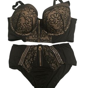 Cacique Black and Gold Lace Bra Set